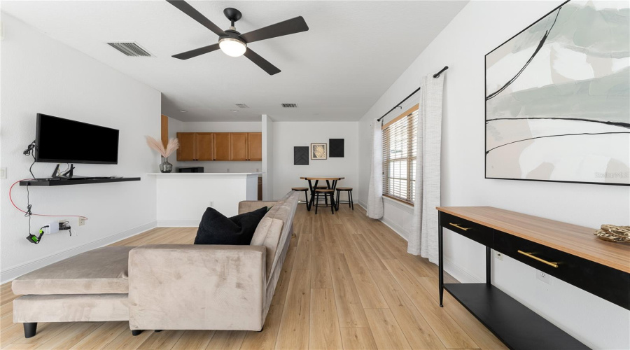 REUNION, Florida 34747, 5 Bedrooms Bedrooms, ,4 BathroomsBathrooms,Residential,For Sale,COROLLA,0,MFRO6331425