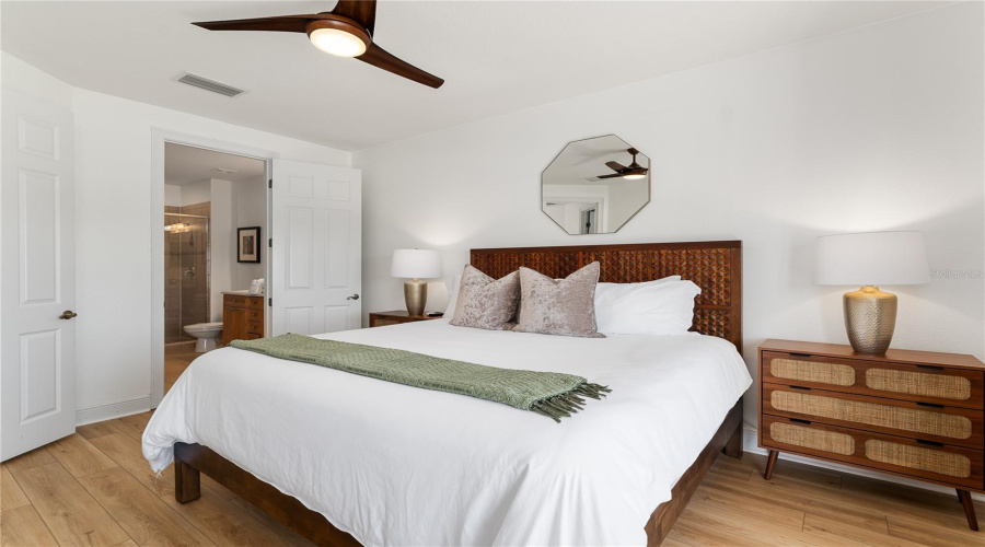 REUNION, Florida 34747, 5 Bedrooms Bedrooms, ,4 BathroomsBathrooms,Residential,For Sale,COROLLA,0,MFRO6331425