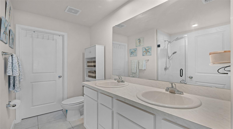 DAVENPORT, Florida 33837, 3 Bedrooms Bedrooms, ,2 BathroomsBathrooms,Residential,For Sale,BLUEBERRY LN,0,MFRS5131924