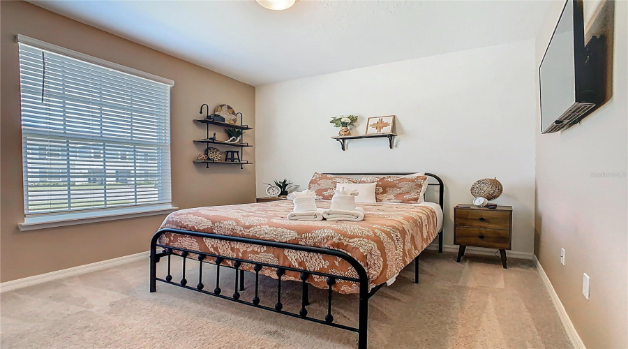 DAVENPORT, Florida 33897, 5 Bedrooms Bedrooms, ,4 BathroomsBathrooms,Residential,For Sale,PARADISE,0,MFRO6332092