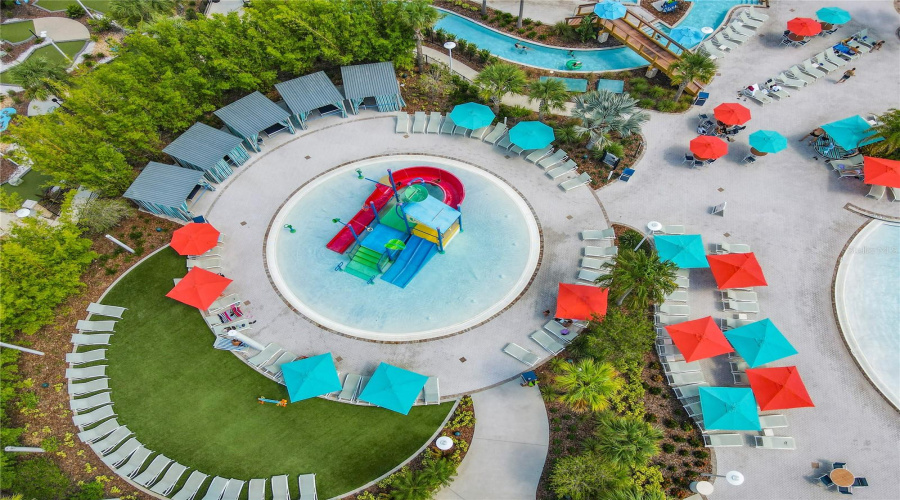 DAVENPORT, Florida 33897, 5 Bedrooms Bedrooms, ,4 BathroomsBathrooms,Residential,For Sale,PARADISE,0,MFRO6332092