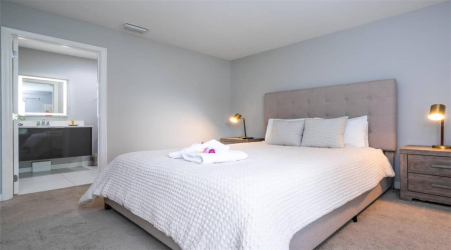 KISSIMMEE, Florida 34746, 4 Bedrooms Bedrooms, ,3 BathroomsBathrooms,Residential,For Sale,LE REVE,0,MFRO6332306