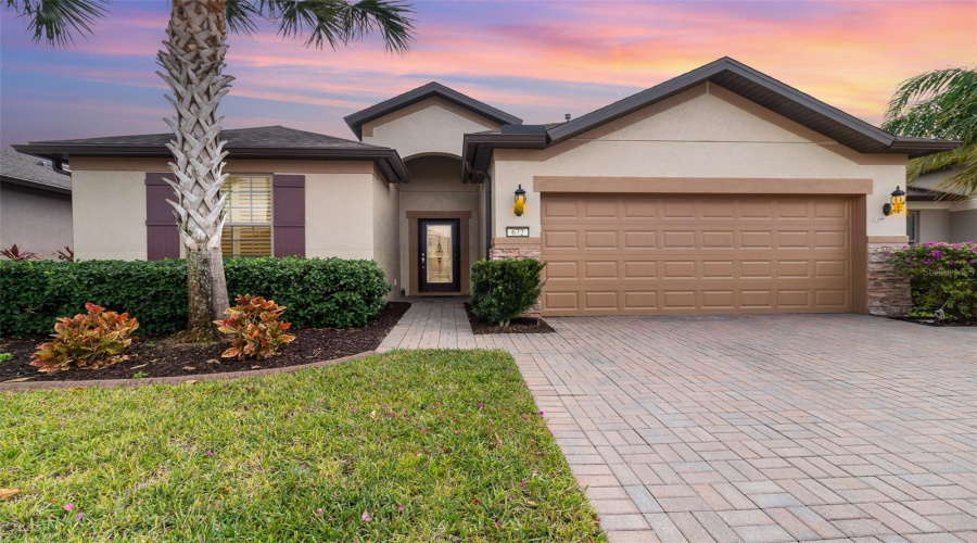DAVENPORT, Florida 33837, 2 Bedrooms Bedrooms, ,2 BathroomsBathrooms,Residential,For Sale,CORDOBA,0,MFRS5131374