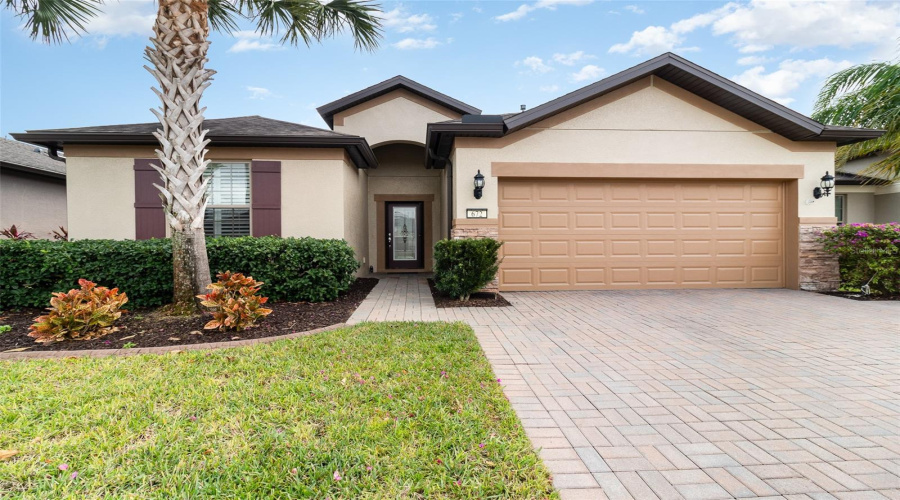 DAVENPORT, Florida 33837, 2 Bedrooms Bedrooms, ,2 BathroomsBathrooms,Residential,For Sale,CORDOBA,0,MFRS5131374