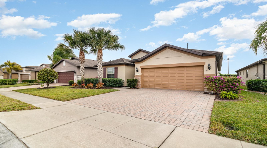 DAVENPORT, Florida 33837, 2 Bedrooms Bedrooms, ,2 BathroomsBathrooms,Residential,For Sale,CORDOBA,0,MFRS5131374