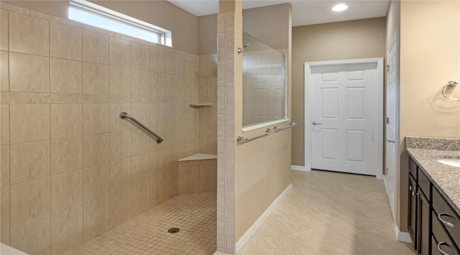 DAVENPORT, Florida 33837, 2 Bedrooms Bedrooms, ,2 BathroomsBathrooms,Residential,For Sale,CORDOBA,0,MFRS5131374