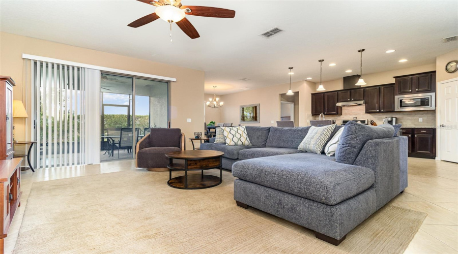 DAVENPORT, Florida 33837, 2 Bedrooms Bedrooms, ,2 BathroomsBathrooms,Residential,For Sale,CORDOBA,0,MFRS5131374
