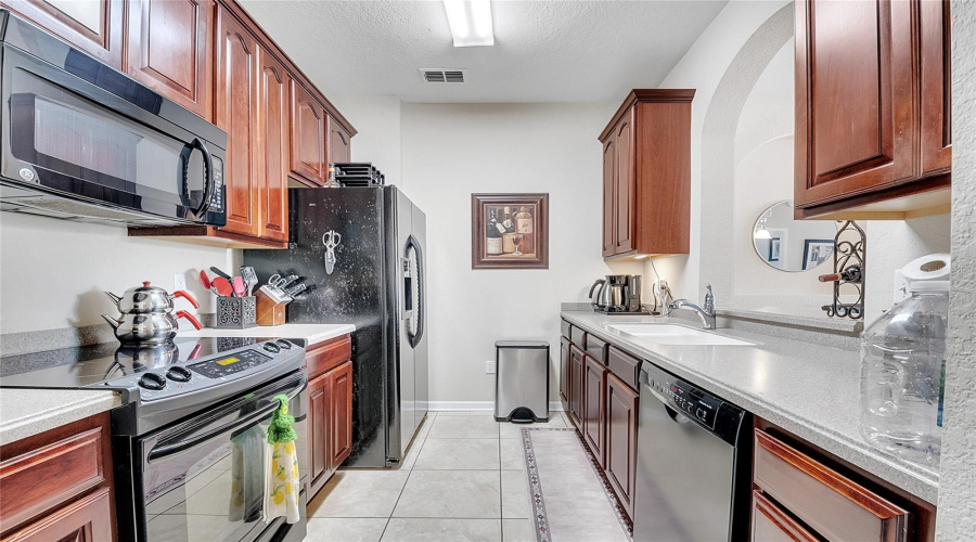 DAVENPORT, Florida 33896, 3 Bedrooms Bedrooms, ,2 BathroomsBathrooms,Residential,For Sale,CIVITA,0,MFRO6332064