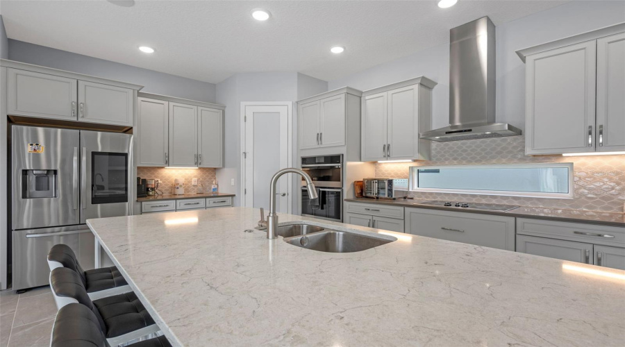 DAVENPORT, Florida 33837, 3 Bedrooms Bedrooms, ,3 BathroomsBathrooms,Residential,For Sale,HAMPTON,0,MFRO6331234