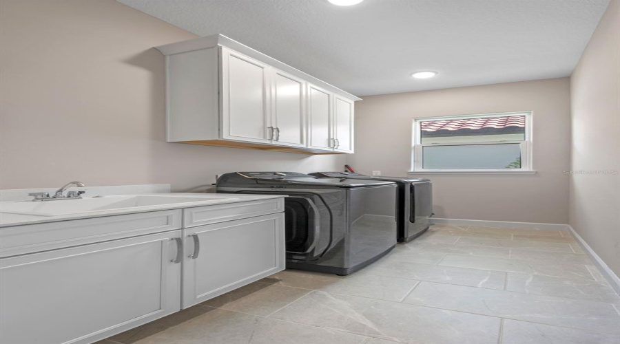 DAVENPORT, Florida 33837, 3 Bedrooms Bedrooms, ,3 BathroomsBathrooms,Residential,For Sale,HAMPTON,0,MFRO6331234