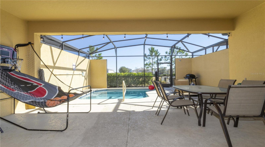 DAVENPORT, Florida 33837, 4 Bedrooms Bedrooms, ,3 BathroomsBathrooms,Residential,For Sale,TERRASONESTA DR,0,MFRO6332260