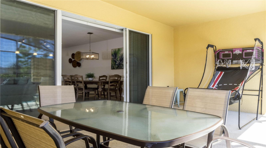 DAVENPORT, Florida 33837, 4 Bedrooms Bedrooms, ,3 BathroomsBathrooms,Residential,For Sale,TERRASONESTA DR,0,MFRO6332260