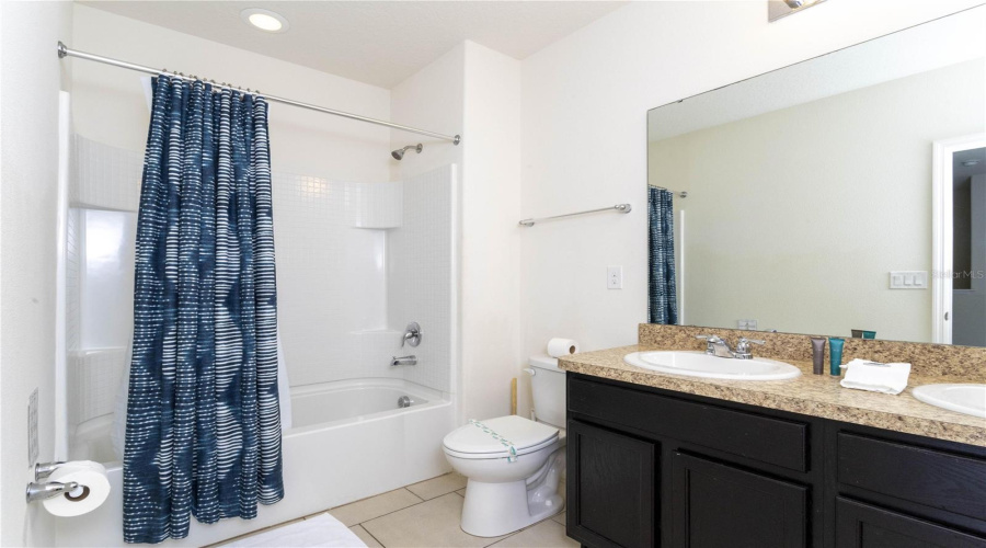 DAVENPORT, Florida 33837, 4 Bedrooms Bedrooms, ,3 BathroomsBathrooms,Residential,For Sale,TERRASONESTA DR,0,MFRO6332260