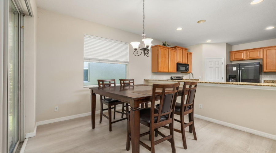 ORLANDO, Florida 32836, 4 Bedrooms Bedrooms, ,2 BathroomsBathrooms,Residential,For Sale,EDENSHIRE,0,MFRO6332125