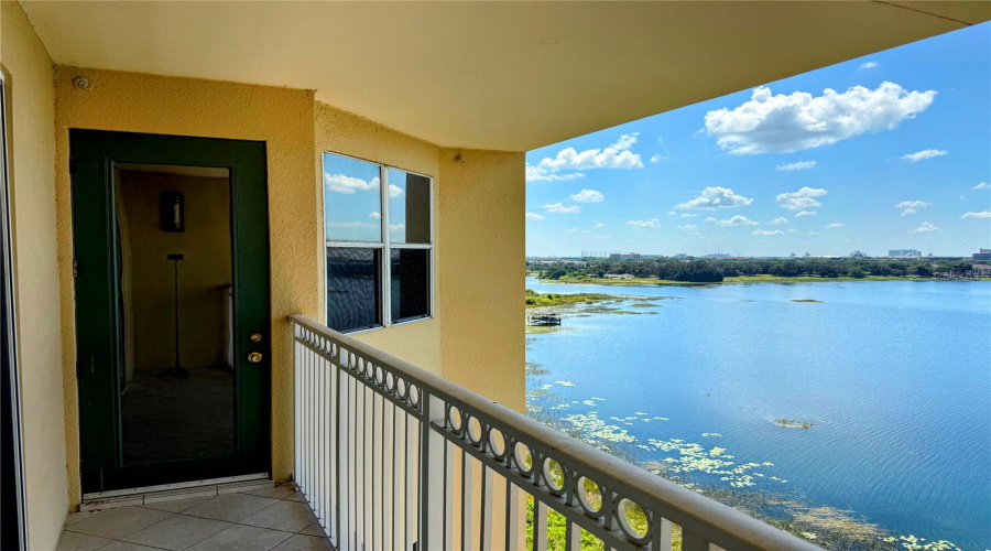 ORLANDO, Florida 32836, 3 Bedrooms Bedrooms, ,3 BathroomsBathrooms,Residential,For Sale,THE ESPLANADE,0,MFRO6331868