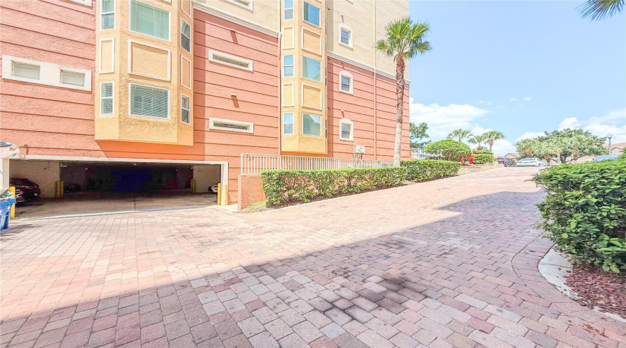 ORLANDO, Florida 32836, 3 Bedrooms Bedrooms, ,3 BathroomsBathrooms,Residential,For Sale,THE ESPLANADE,0,MFRO6331868