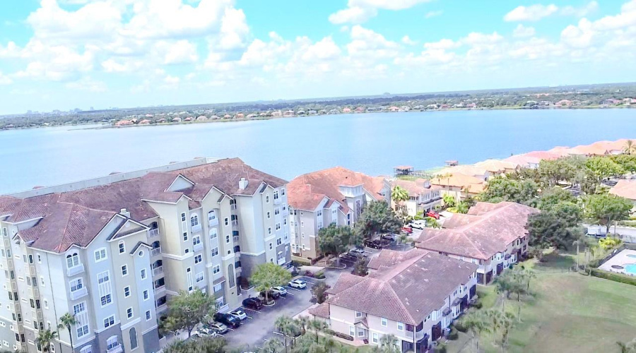 ORLANDO, Florida 32836, 3 Bedrooms Bedrooms, ,3 BathroomsBathrooms,Residential,For Sale,THE ESPLANADE,0,MFRO6331868