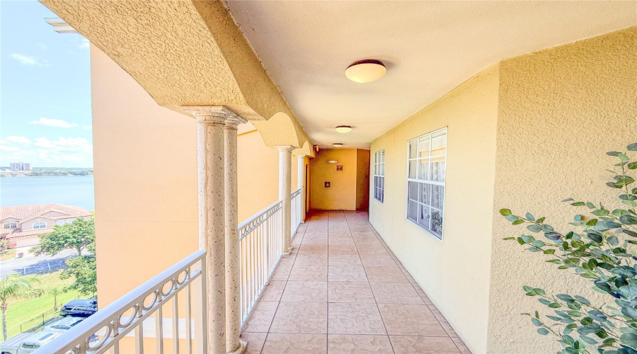 ORLANDO, Florida 32836, 3 Bedrooms Bedrooms, ,3 BathroomsBathrooms,Residential,For Sale,THE ESPLANADE,0,MFRO6331868