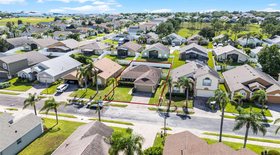 DAVENPORT, Florida 33896, 3 Bedrooms Bedrooms, ,2 BathroomsBathrooms,Residential,For Sale,KNIGHTSBRIDGE,0,MFRS5131974