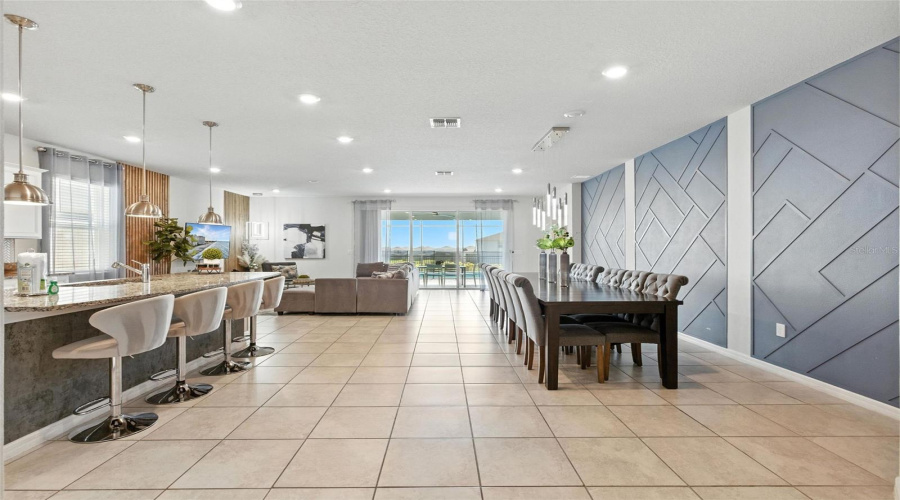 DAVENPORT, Florida 33897, 8 Bedrooms Bedrooms, ,6 BathroomsBathrooms,Residential,For Sale,LANA,0,MFRO6332195
