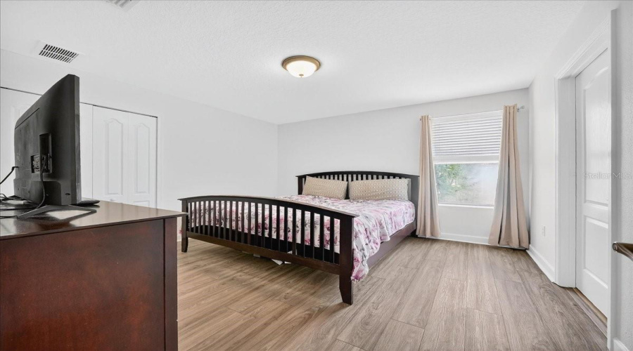Bedroom 7/ upstairs