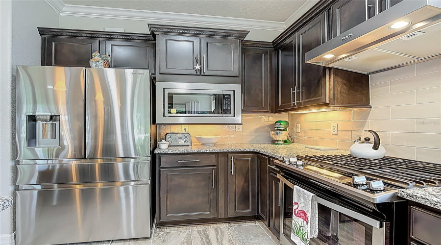 DAVENPORT, Florida 33837, 2 Bedrooms Bedrooms, ,2 BathroomsBathrooms,Residential,For Sale,CANTABRIA,0,MFRS5131975