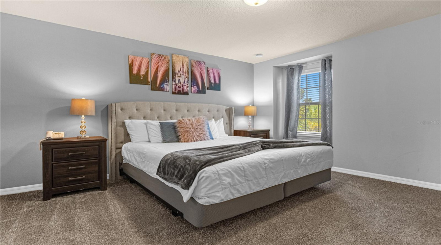 KISSIMMEE, Florida 34747, 4 Bedrooms Bedrooms, ,3 BathroomsBathrooms,Residential,For Sale,RHODES,0,MFRO6332604
