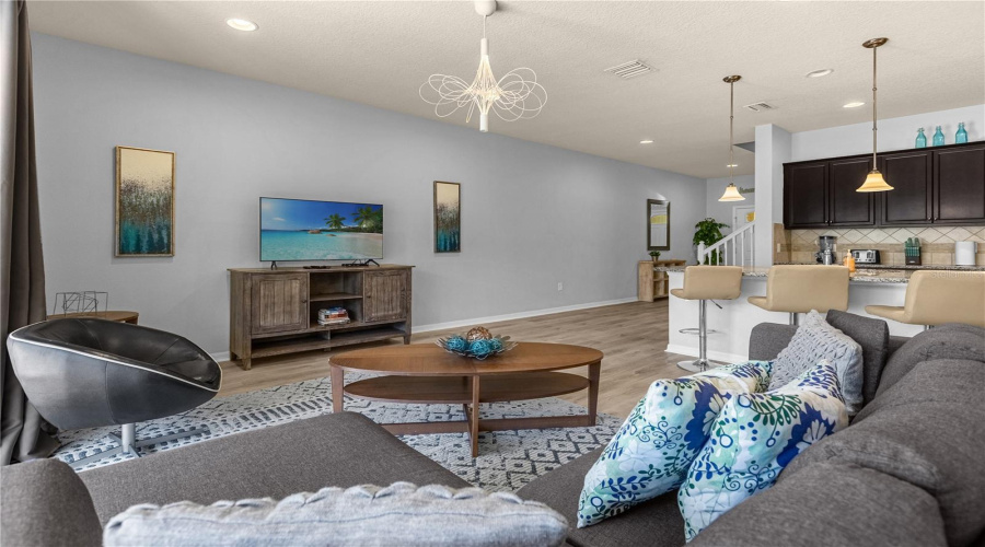 KISSIMMEE, Florida 34747, 4 Bedrooms Bedrooms, ,3 BathroomsBathrooms,Residential,For Sale,RHODES,0,MFRO6332604