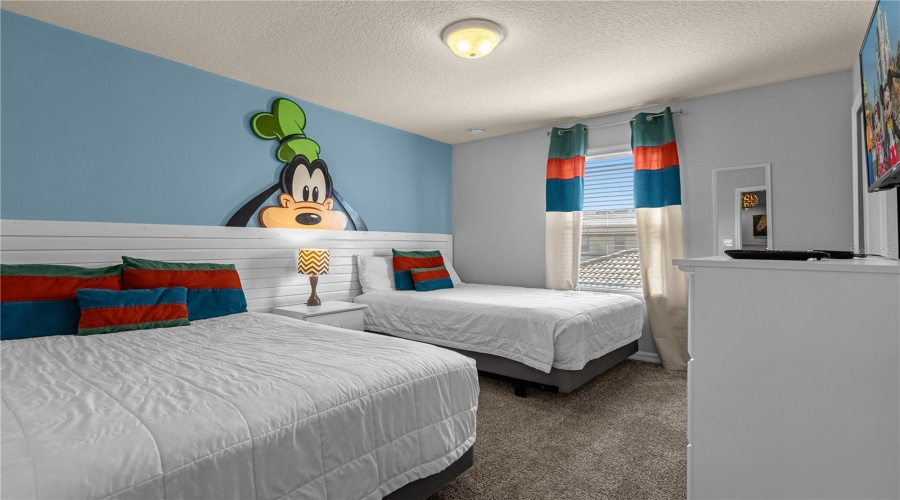 KISSIMMEE, Florida 34747, 4 Bedrooms Bedrooms, ,3 BathroomsBathrooms,Residential,For Sale,RHODES,0,MFRO6332604