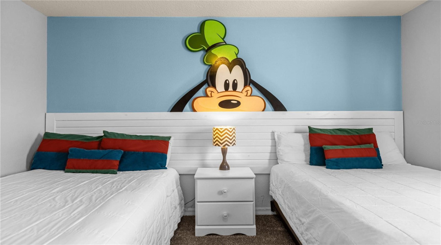 KISSIMMEE, Florida 34747, 4 Bedrooms Bedrooms, ,3 BathroomsBathrooms,Residential,For Sale,RHODES,0,MFRO6332604