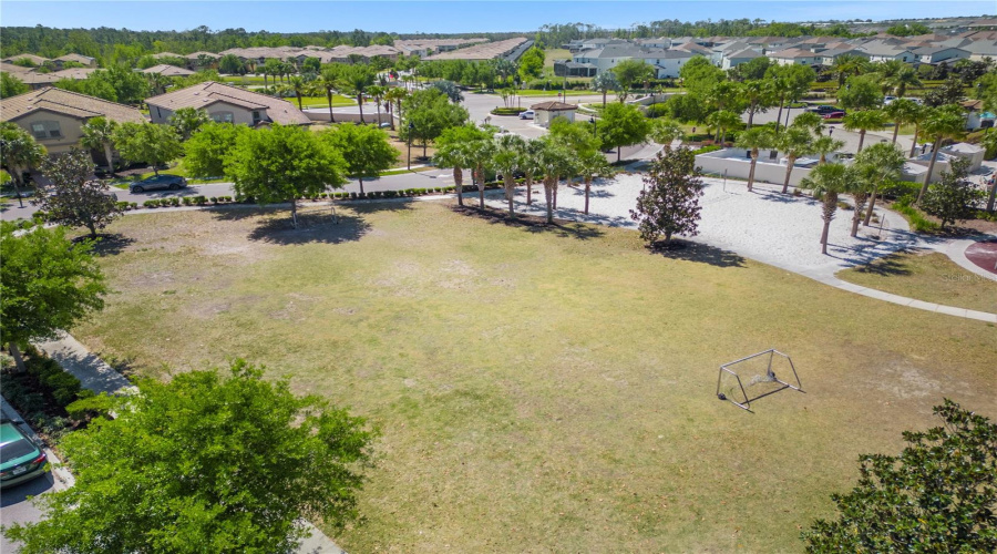 KISSIMMEE, Florida 34747, 4 Bedrooms Bedrooms, ,3 BathroomsBathrooms,Residential,For Sale,RHODES,0,MFRO6332604