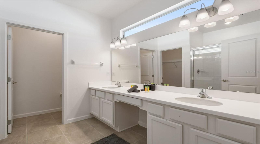 KISSIMMEE, Florida 34746, 12 Bedrooms Bedrooms, ,11 BathroomsBathrooms,Residential,For Sale,MARCELLO,0,MFRO6332592