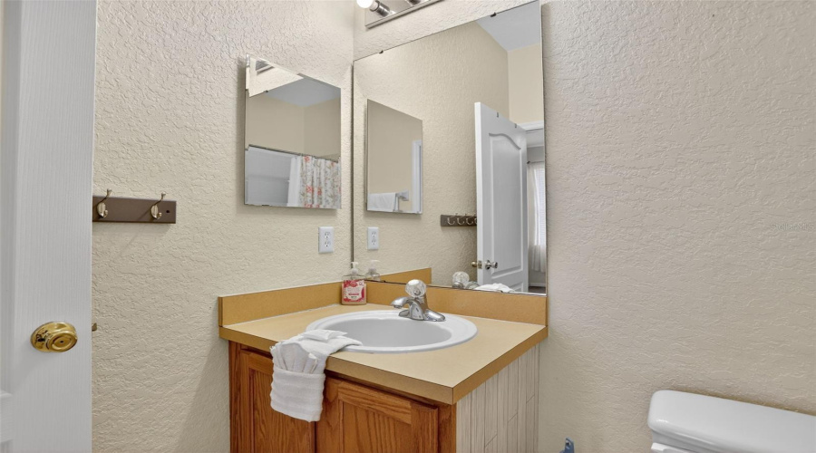 DAVENPORT, Florida 33897, 4 Bedrooms Bedrooms, ,3 BathroomsBathrooms,Residential,For Sale,HAMPTON,0,MFRO6331885