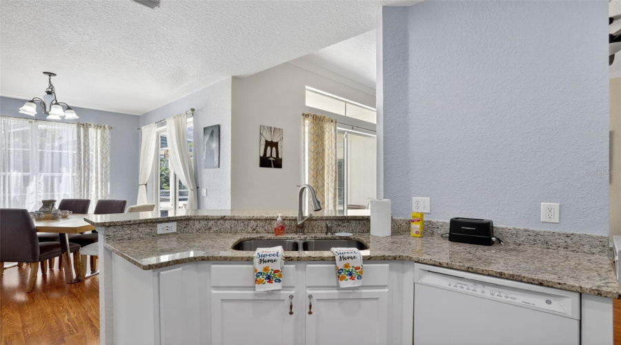 DAVENPORT, Florida 33897, 4 Bedrooms Bedrooms, ,3 BathroomsBathrooms,Residential,For Sale,HAMPTON,0,MFRO6331885