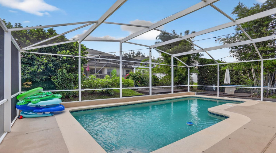 DAVENPORT, Florida 33897, 4 Bedrooms Bedrooms, ,3 BathroomsBathrooms,Residential,For Sale,HAMPTON,0,MFRO6331885