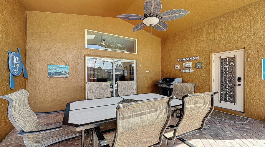KISSIMMEE, Florida 34747, 5 Bedrooms Bedrooms, ,4 BathroomsBathrooms,Residential,For Sale,INDIAN CREEK,0,MFRS5126307