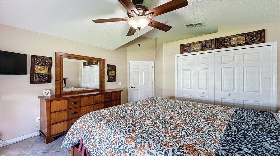 KISSIMMEE, Florida 34747, 5 Bedrooms Bedrooms, ,4 BathroomsBathrooms,Residential,For Sale,INDIAN CREEK,0,MFRS5126307