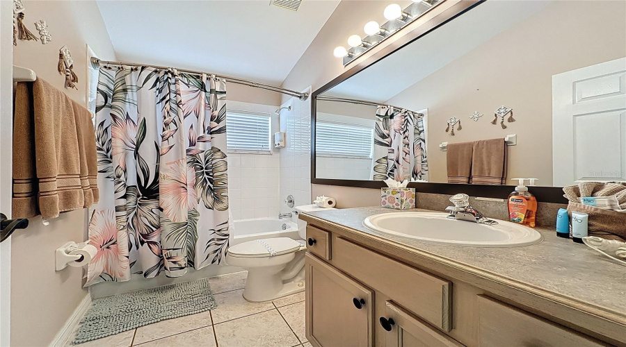 KISSIMMEE, Florida 34747, 5 Bedrooms Bedrooms, ,4 BathroomsBathrooms,Residential,For Sale,INDIAN CREEK,0,MFRS5126307
