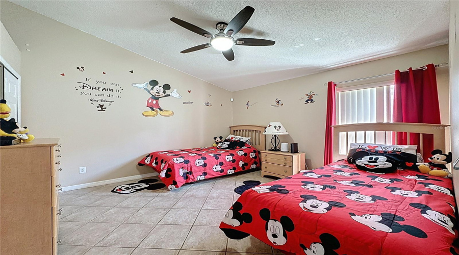 KISSIMMEE, Florida 34747, 5 Bedrooms Bedrooms, ,4 BathroomsBathrooms,Residential,For Sale,INDIAN CREEK,0,MFRS5126307