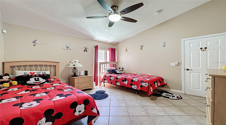 KISSIMMEE, Florida 34747, 5 Bedrooms Bedrooms, ,4 BathroomsBathrooms,Residential,For Sale,INDIAN CREEK,0,MFRS5126307