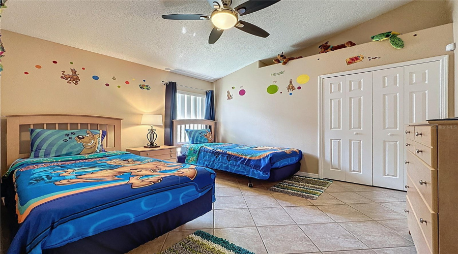 KISSIMMEE, Florida 34747, 5 Bedrooms Bedrooms, ,4 BathroomsBathrooms,Residential,For Sale,INDIAN CREEK,0,MFRS5126307