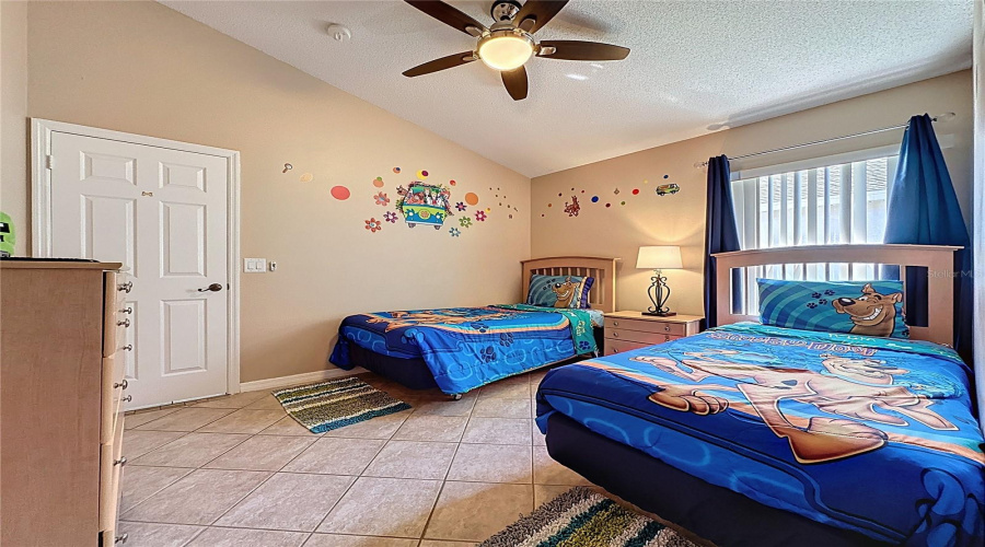KISSIMMEE, Florida 34747, 5 Bedrooms Bedrooms, ,4 BathroomsBathrooms,Residential,For Sale,INDIAN CREEK,0,MFRS5126307