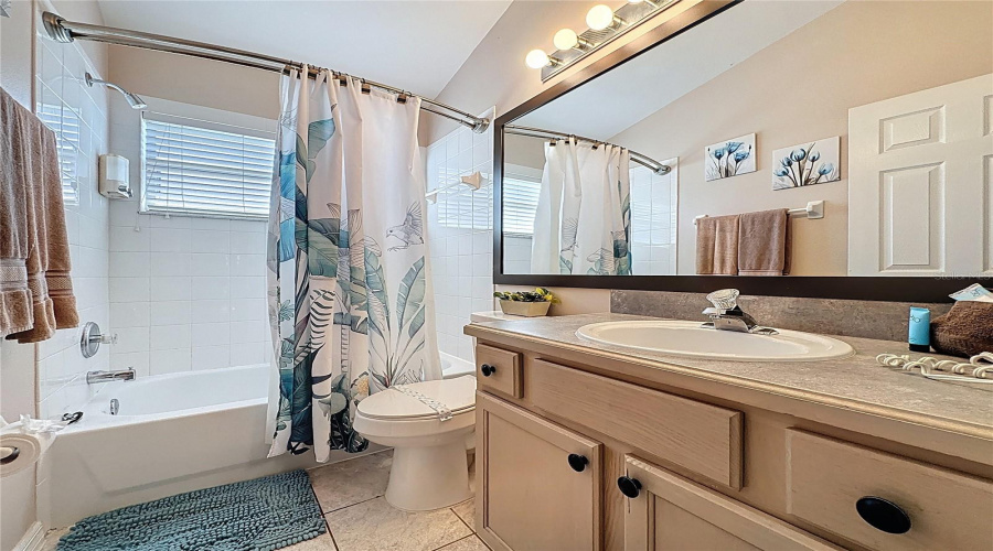 KISSIMMEE, Florida 34747, 5 Bedrooms Bedrooms, ,4 BathroomsBathrooms,Residential,For Sale,INDIAN CREEK,0,MFRS5126307