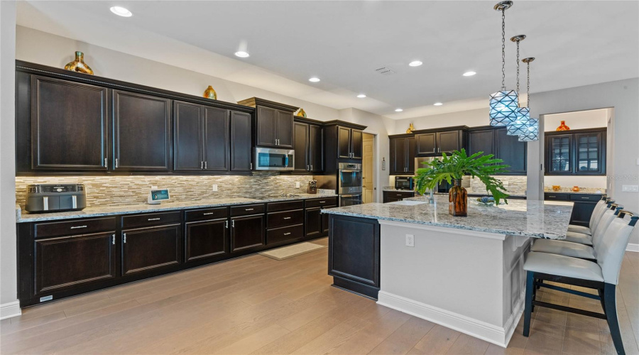KISSIMMEE, Florida 34746, 5 Bedrooms Bedrooms, ,5 BathroomsBathrooms,Residential,For Sale,GATEWAY,0,MFRO6293540