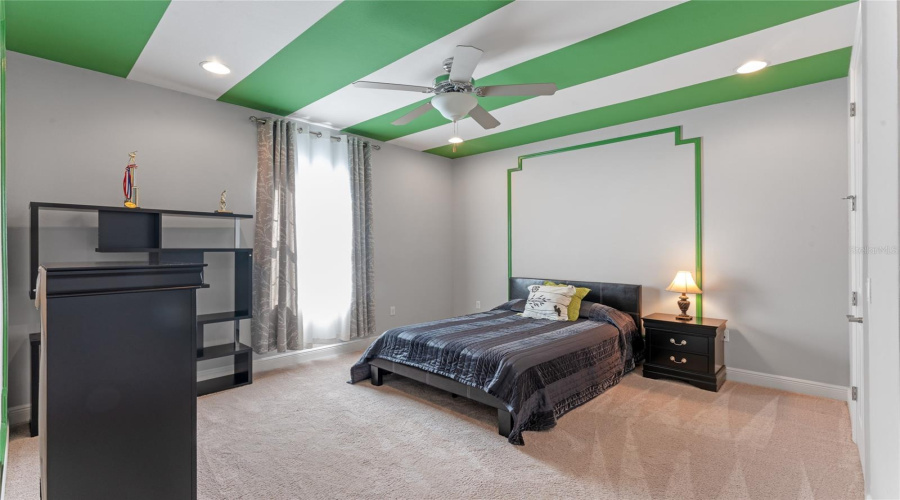 KISSIMMEE, Florida 34746, 5 Bedrooms Bedrooms, ,5 BathroomsBathrooms,Residential,For Sale,GATEWAY,0,MFRO6293540