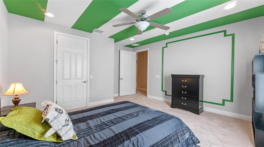 KISSIMMEE, Florida 34746, 5 Bedrooms Bedrooms, ,5 BathroomsBathrooms,Residential,For Sale,GATEWAY,0,MFRO6293540