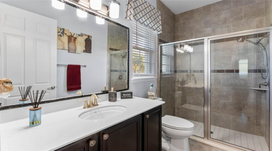 KISSIMMEE, Florida 34746, 5 Bedrooms Bedrooms, ,5 BathroomsBathrooms,Residential,For Sale,GATEWAY,0,MFRO6293540