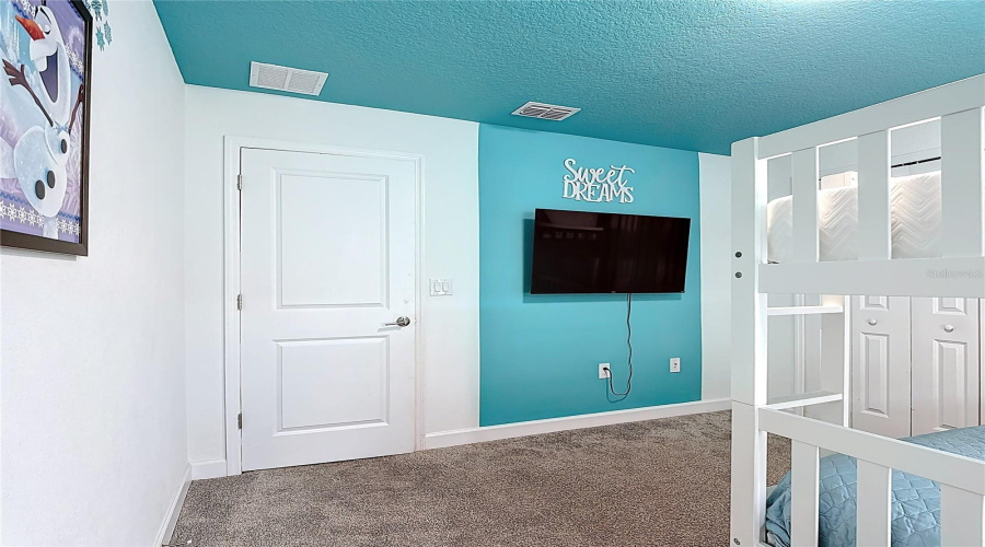 KISSIMMEE, Florida 34746, 5 Bedrooms Bedrooms, ,4 BathroomsBathrooms,Residential,For Sale,PROTAGONIST,0,MFRO6331804