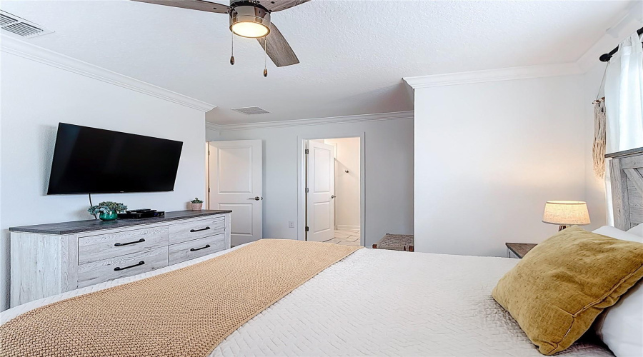 KISSIMMEE, Florida 34746, 5 Bedrooms Bedrooms, ,4 BathroomsBathrooms,Residential,For Sale,PROTAGONIST,0,MFRO6331804