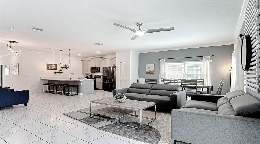 KISSIMMEE, Florida 34746, 5 Bedrooms Bedrooms, ,4 BathroomsBathrooms,Residential,For Sale,PROTAGONIST,0,MFRO6331804